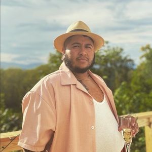 Meet your Posher, Tamren